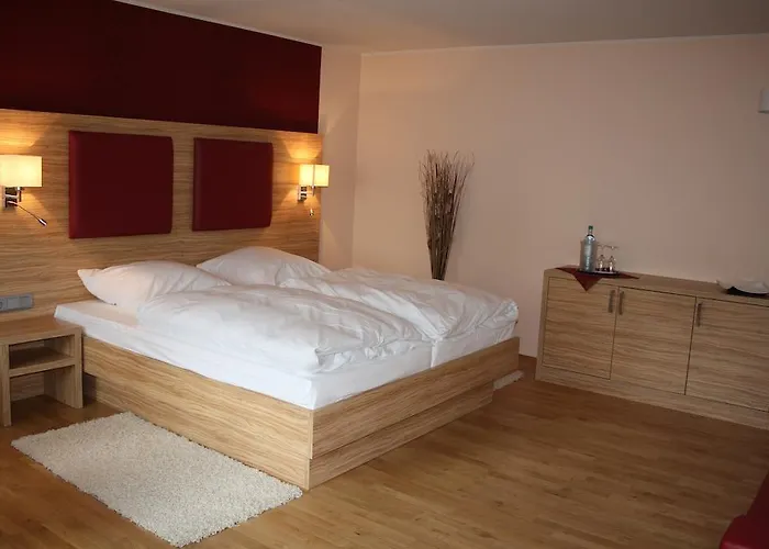 Bergrestaurant Schwedenstein Pensionat Steina (Saxony)